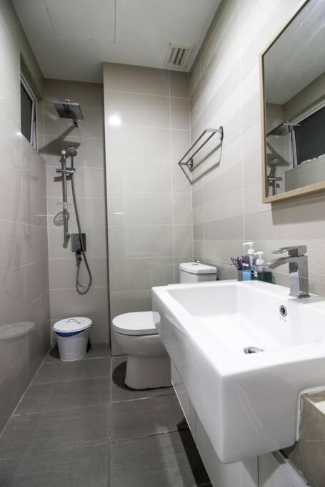 Binjai8 Klcc @ By Shahjalal Suites Kuala Lumpur Zewnętrze zdjęcie